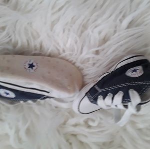Converse crib shoe